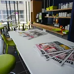 Otel Ibis Budget Gare De Puvatya
