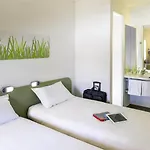 Ibis Budget Gare De 2* פואטייה