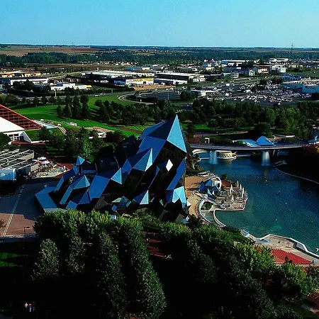 Ibis Budget Gare De Пуатьє