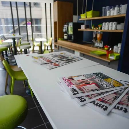 Hotel Ibis Budget Gare De Poitiers