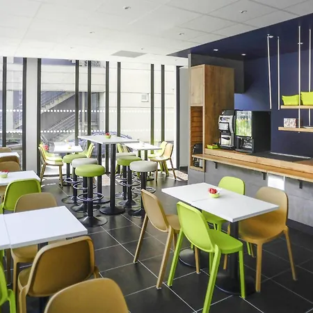 Hotel Ibis Budget Gare De Poitiers