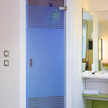 Hotel Ibis Budget Gare De Poitiers