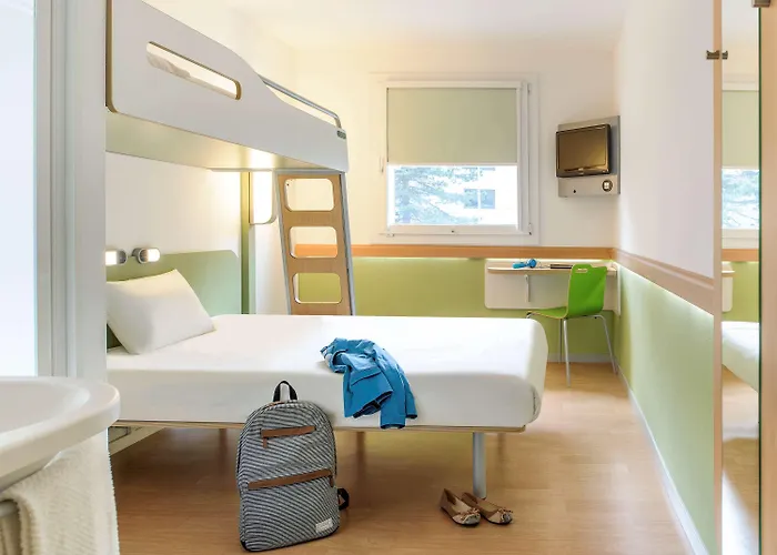 Ibis Budget Gare De 2* Пуатье